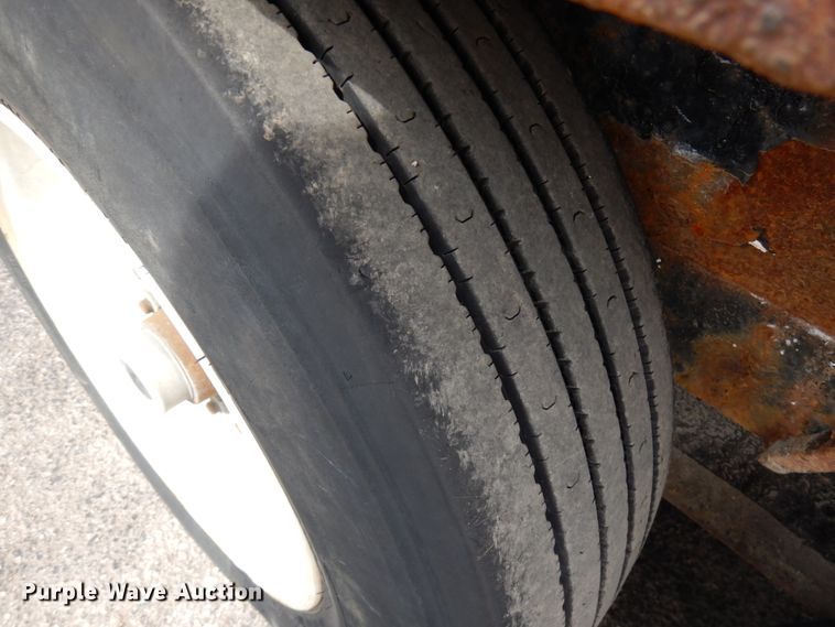 image for item HR9030 2016 Lucon tilt deck equipment trailer