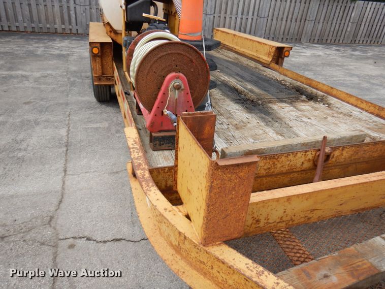 image for item HR9031 2008 Belshe T16 equipment trailer