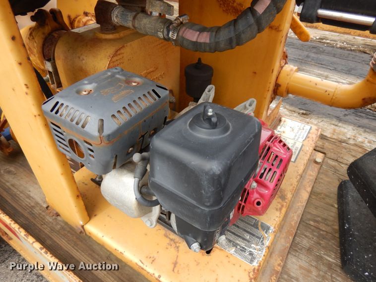 image for item HR9031 2008 Belshe T16 equipment trailer