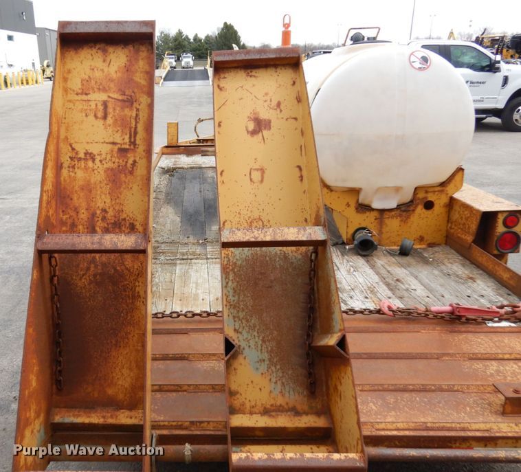 image for item HR9031 2008 Belshe T16 equipment trailer