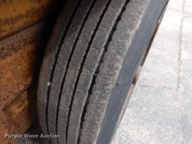 image for item HR9031 2008 Belshe T16 equipment trailer