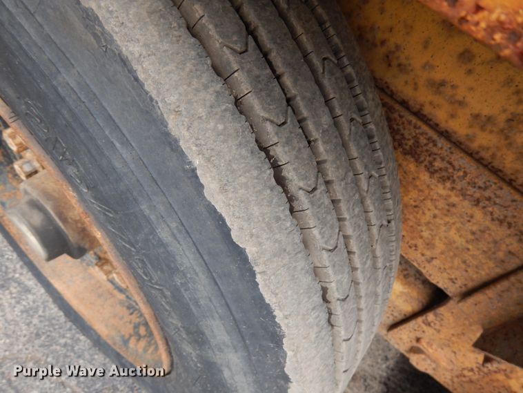 image for item HR9031 2008 Belshe T16 equipment trailer