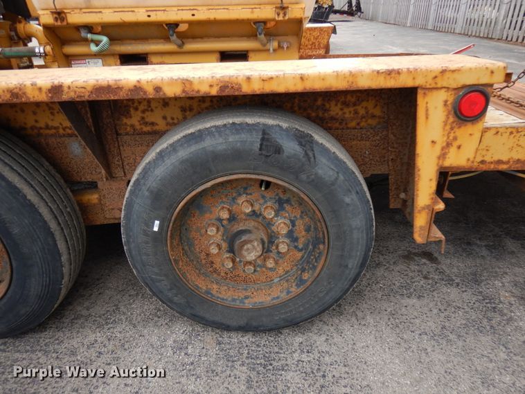 image for item HR9031 2008 Belshe T16 equipment trailer