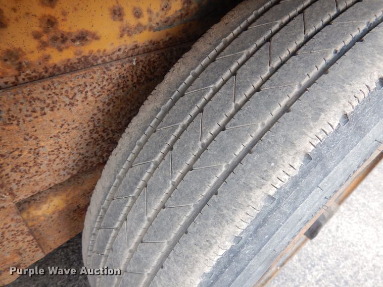 image for item HR9031 2008 Belshe T16 equipment trailer