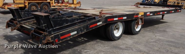 image for item HR9032 2015 Lucon tilt deck equipment trailer
