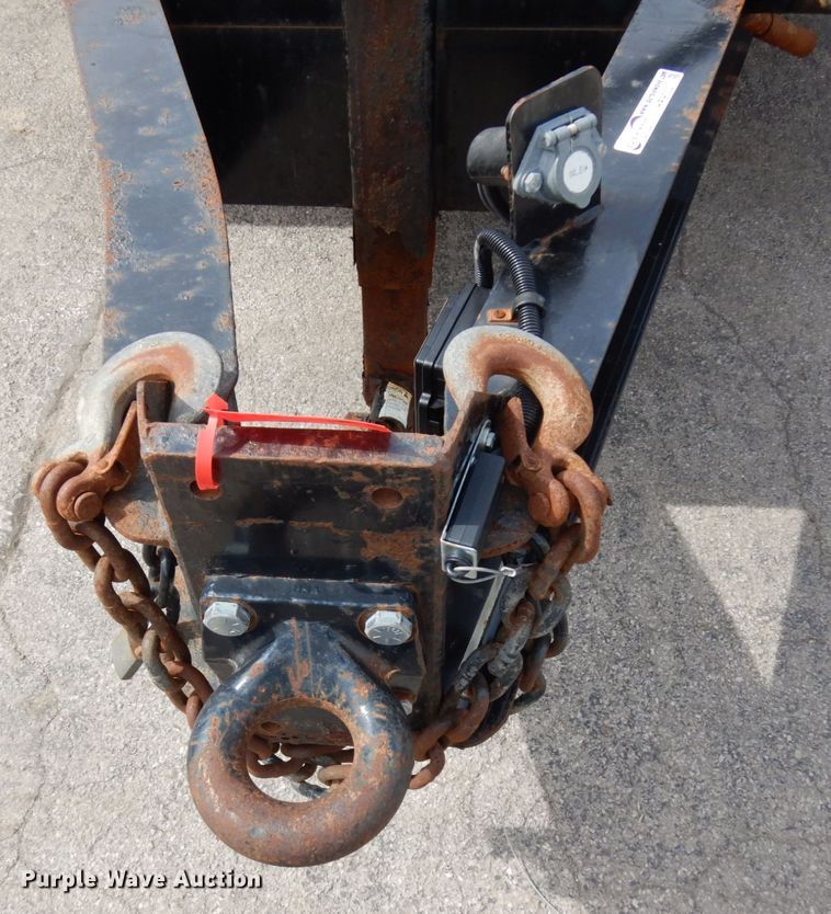 image for item HR9032 2015 Lucon tilt deck equipment trailer