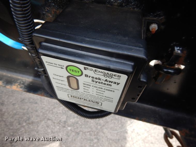 image for item HR9032 2015 Lucon tilt deck equipment trailer