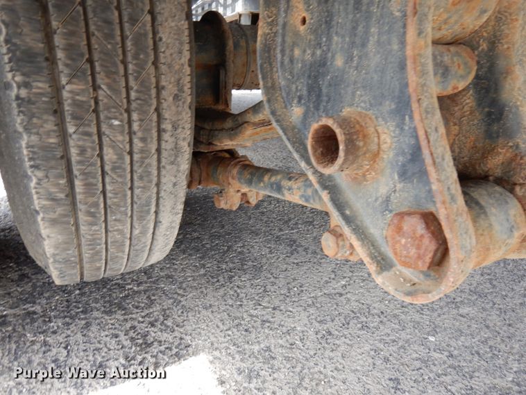 image for item HR9032 2015 Lucon tilt deck equipment trailer