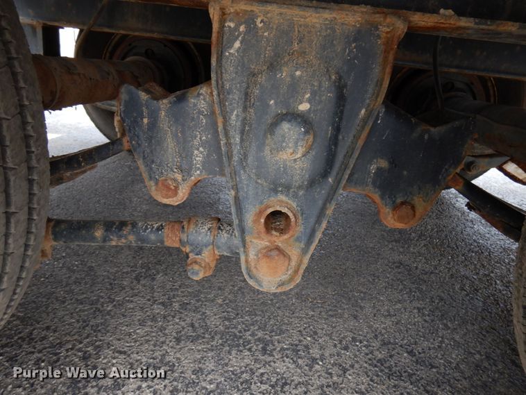 image for item HR9032 2015 Lucon tilt deck equipment trailer