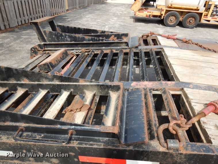 image for item HR9032 2015 Lucon tilt deck equipment trailer