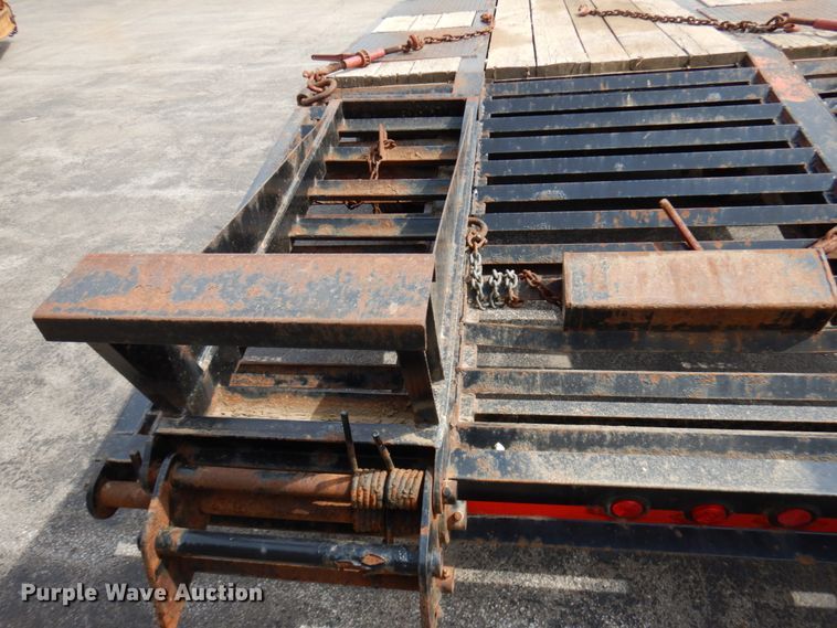 image for item HR9032 2015 Lucon tilt deck equipment trailer