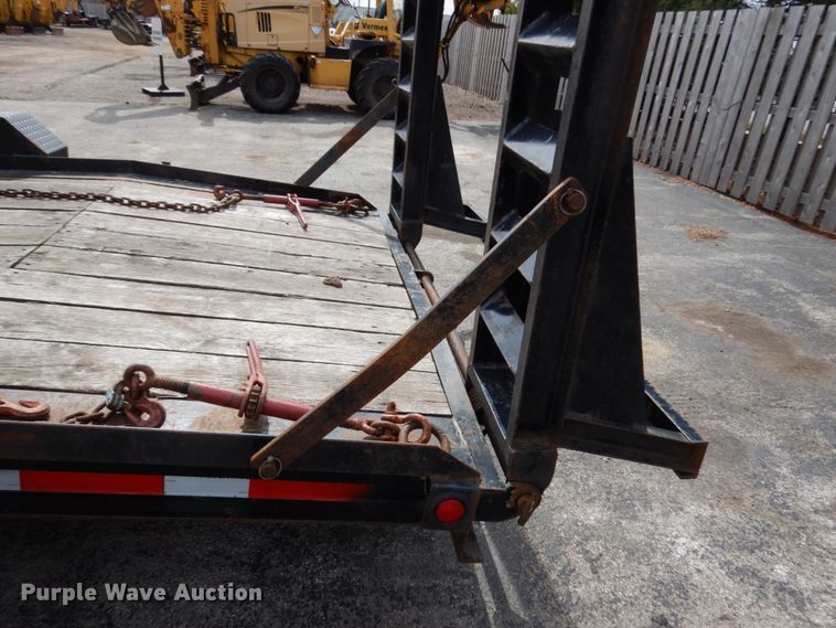 image for item HR9033 2017 Lucon equipment trailer