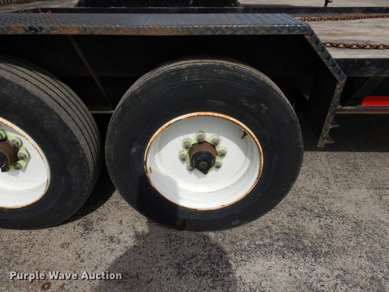 image for item HR9033 2017 Lucon equipment trailer