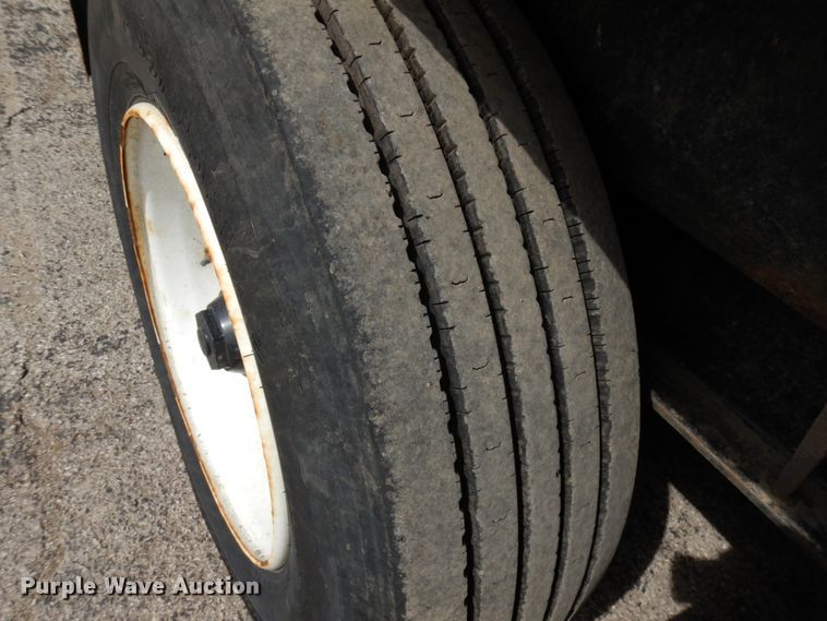 image for item HR9033 2017 Lucon equipment trailer