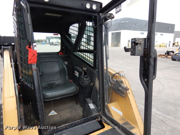 image for item HR9034 2008 ASV PT60  tracked skid steer loader