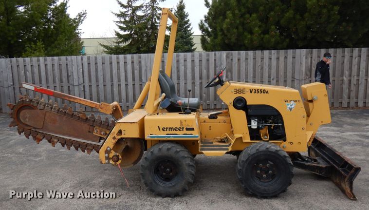 image for item HR9035 2000 Vermeer V3550A  trencher