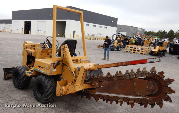 image for item HR9035 2000 Vermeer V3550A  trencher