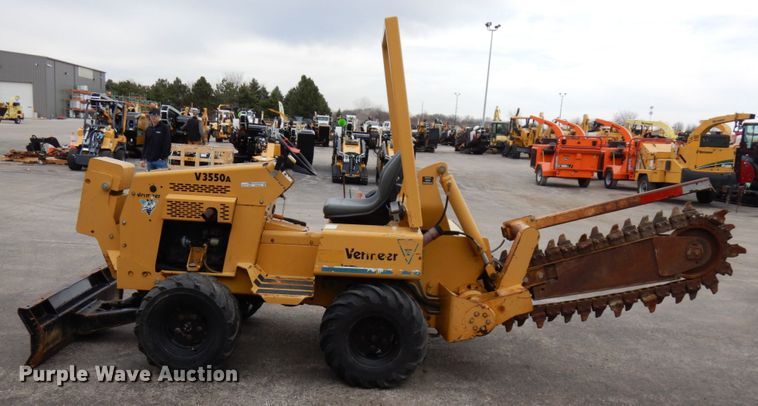 image for item HR9035 2000 Vermeer V3550A  trencher