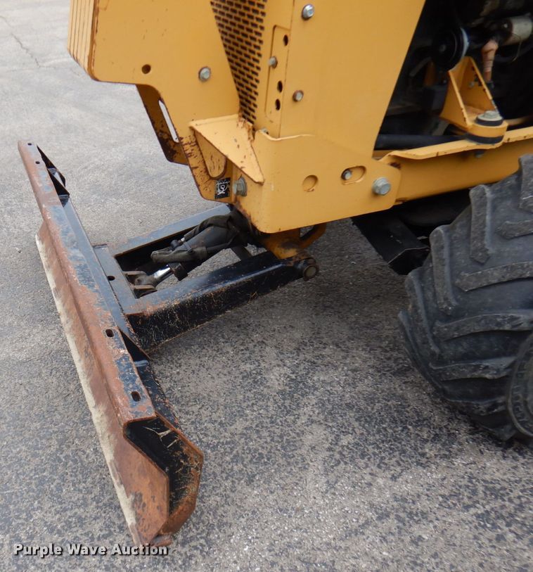 image for item HR9035 2000 Vermeer V3550A  trencher