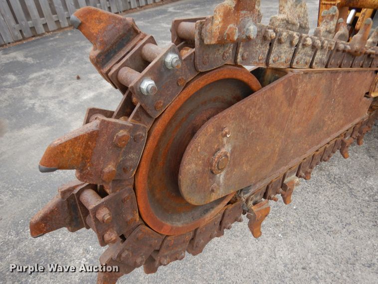 image for item HR9035 2000 Vermeer V3550A  trencher