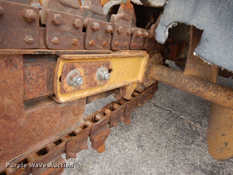 image for item HR9035 2000 Vermeer V3550A  trencher