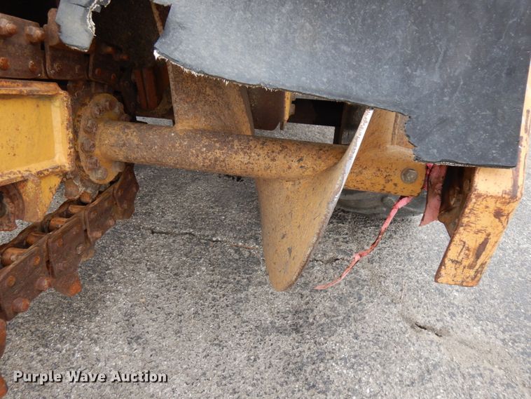 image for item HR9035 2000 Vermeer V3550A  trencher