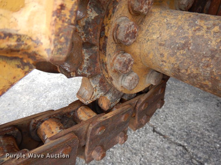 image for item HR9035 2000 Vermeer V3550A  trencher