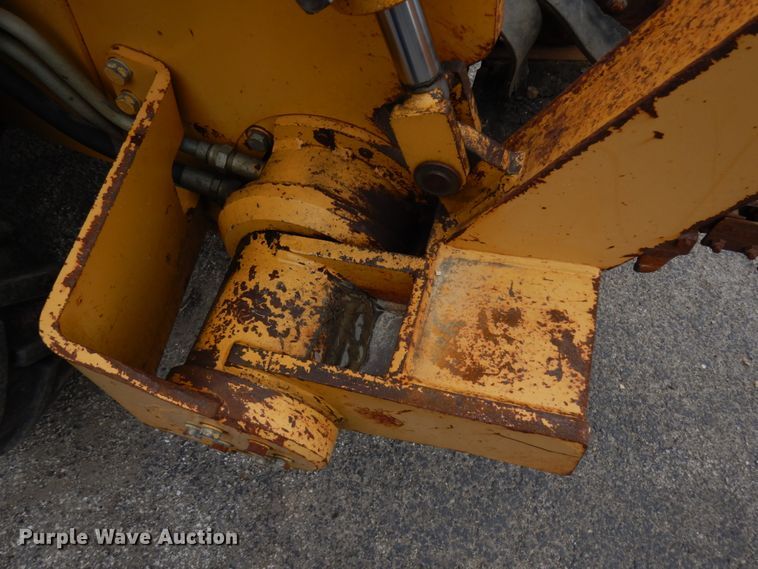 image for item HR9035 2000 Vermeer V3550A  trencher