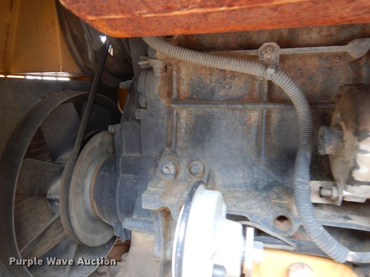 image for item HR9035 2000 Vermeer V3550A  trencher