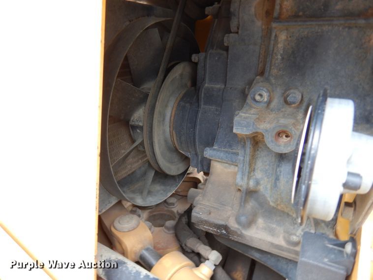 image for item HR9035 2000 Vermeer V3550A  trencher