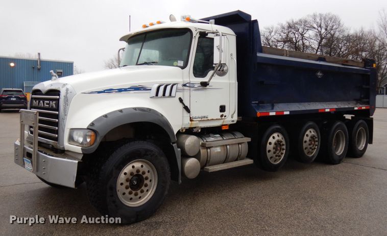 image for item HR9045 2007 Mack GU713  dump truck