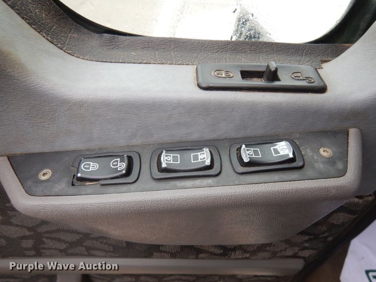 image for item HR9045 2007 Mack GU713  dump truck