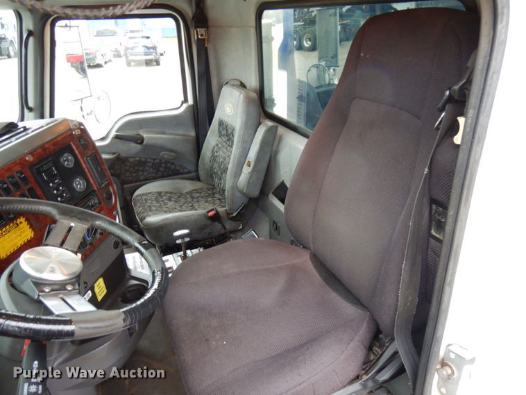 image for item HR9045 2007 Mack GU713  dump truck