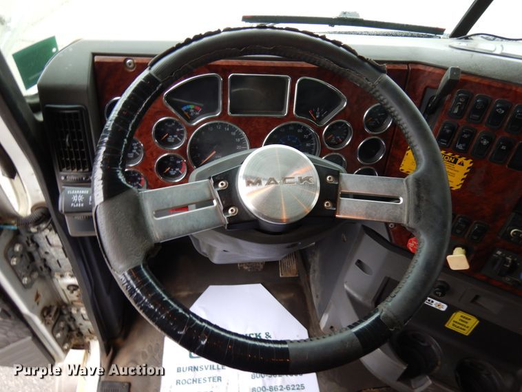 image for item HR9045 2007 Mack GU713  dump truck