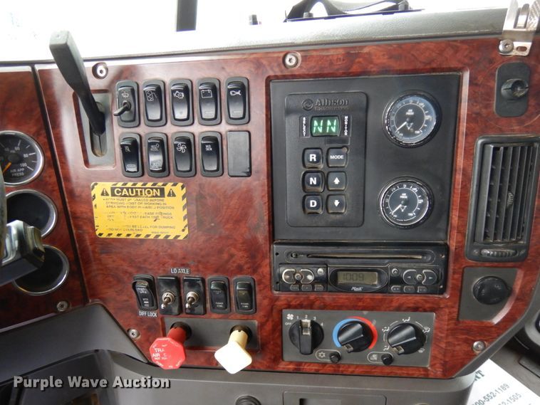 image for item HR9045 2007 Mack GU713  dump truck