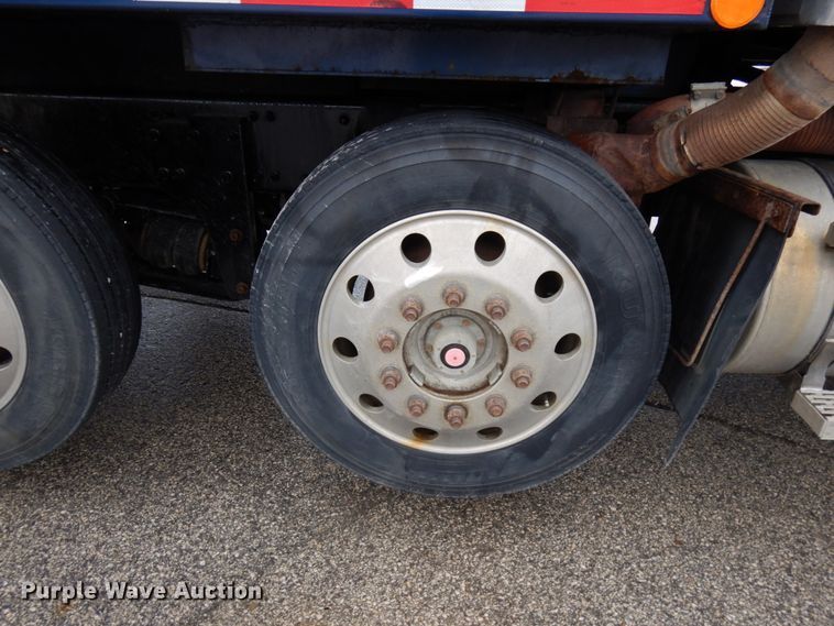 image for item HR9045 2007 Mack GU713  dump truck