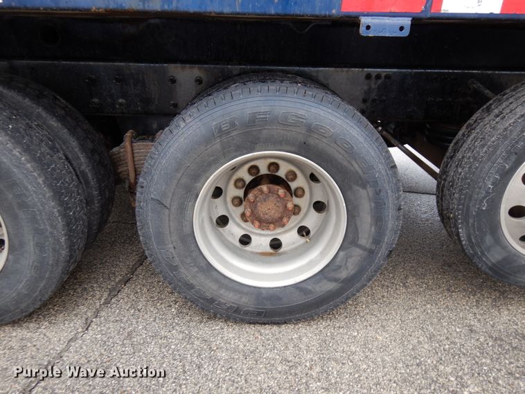 image for item HR9045 2007 Mack GU713  dump truck