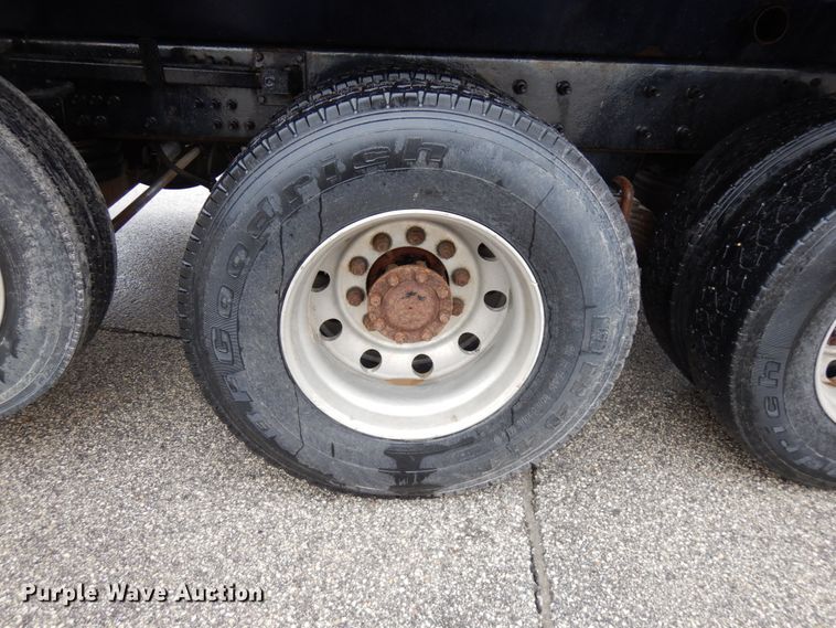 image for item HR9045 2007 Mack GU713  dump truck