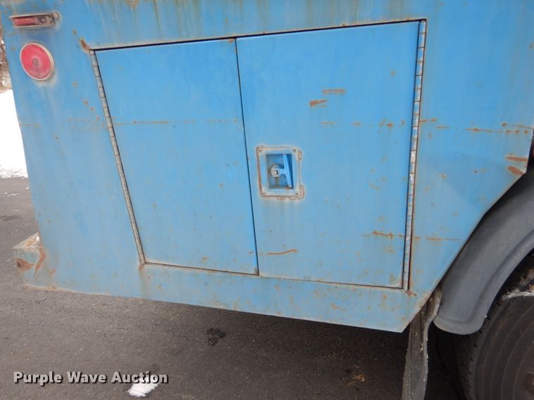 image for item HS9797 2002 Mack MR690S  water truck