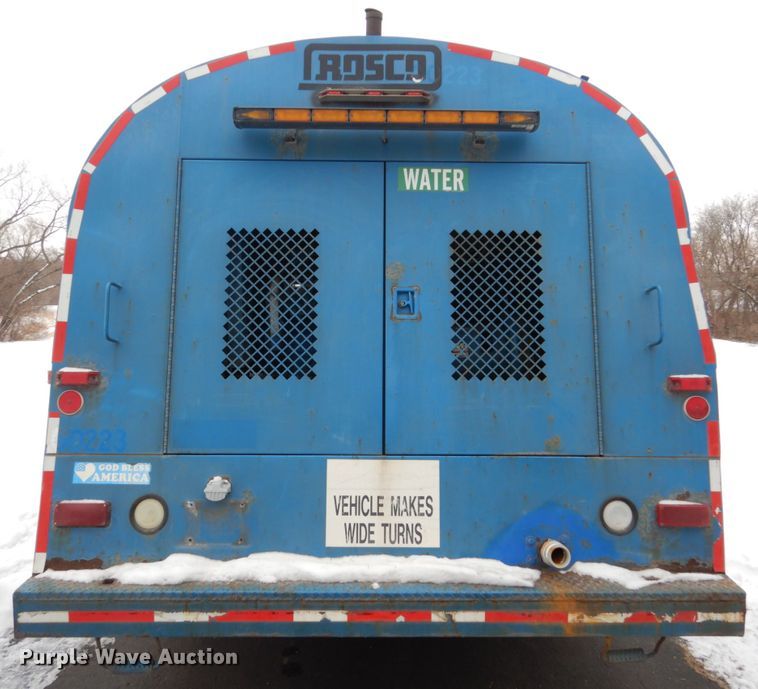 image for item HS9797 2002 Mack MR690S  water truck