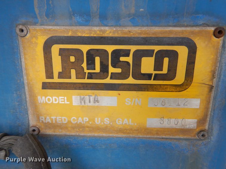 image for item HS9797 2002 Mack MR690S  water truck