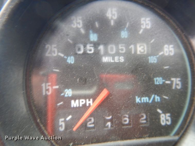 image for item HS9797 2002 Mack MR690S  water truck