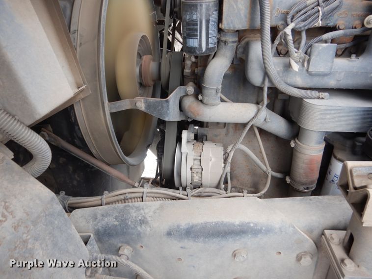 image for item HS9797 2002 Mack MR690S  water truck