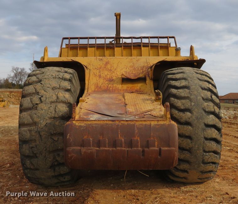 image for item HV9691 1988 Caterpillar 621E  conventional scraper