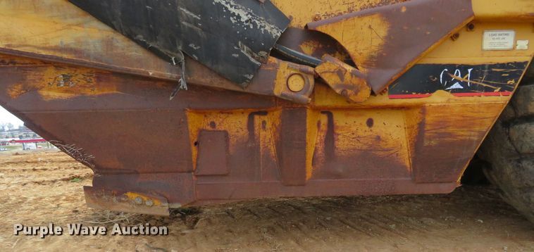 image for item HV9691 1988 Caterpillar 621E  conventional scraper