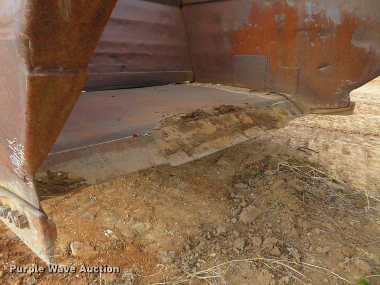 image for item HV9691 1988 Caterpillar 621E  conventional scraper