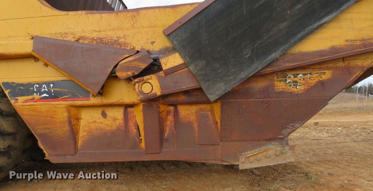 image for item HV9691 1988 Caterpillar 621E  conventional scraper