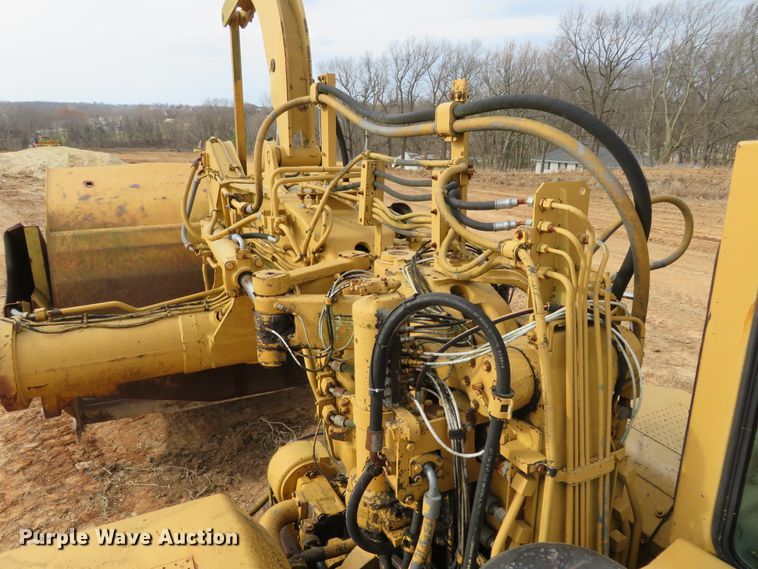 image for item HV9691 1988 Caterpillar 621E  conventional scraper