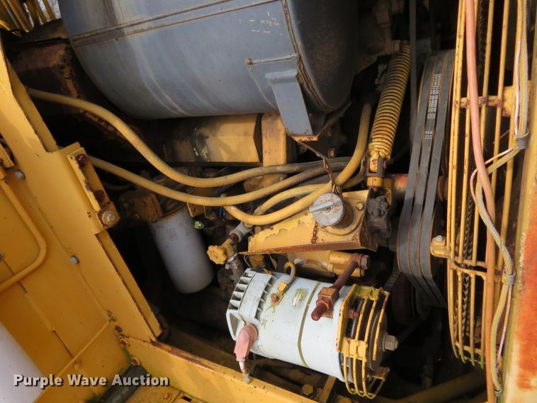 image for item HV9691 1988 Caterpillar 621E  conventional scraper
