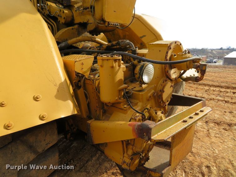 image for item HV9691 1988 Caterpillar 621E  conventional scraper